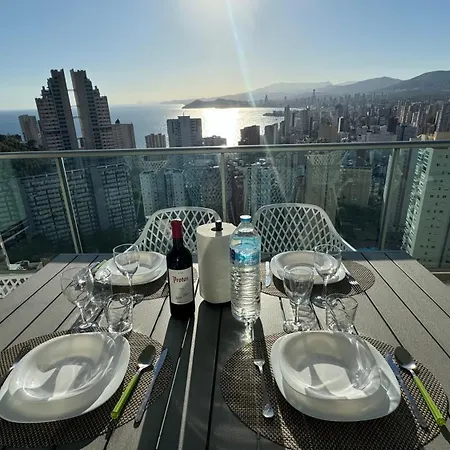 Highrise With Stunning Views From Private Balcony 85