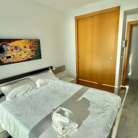 Lägenhet Highrise With Stunning Views From Private Balcony 85